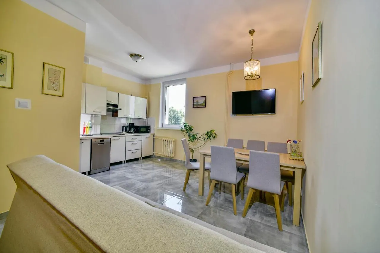 Apartment Apartament U Ewy W Kolobrzegu Podczele - 2 Sypialnie 50M2, Wifi I Darmowy Parking! Poland