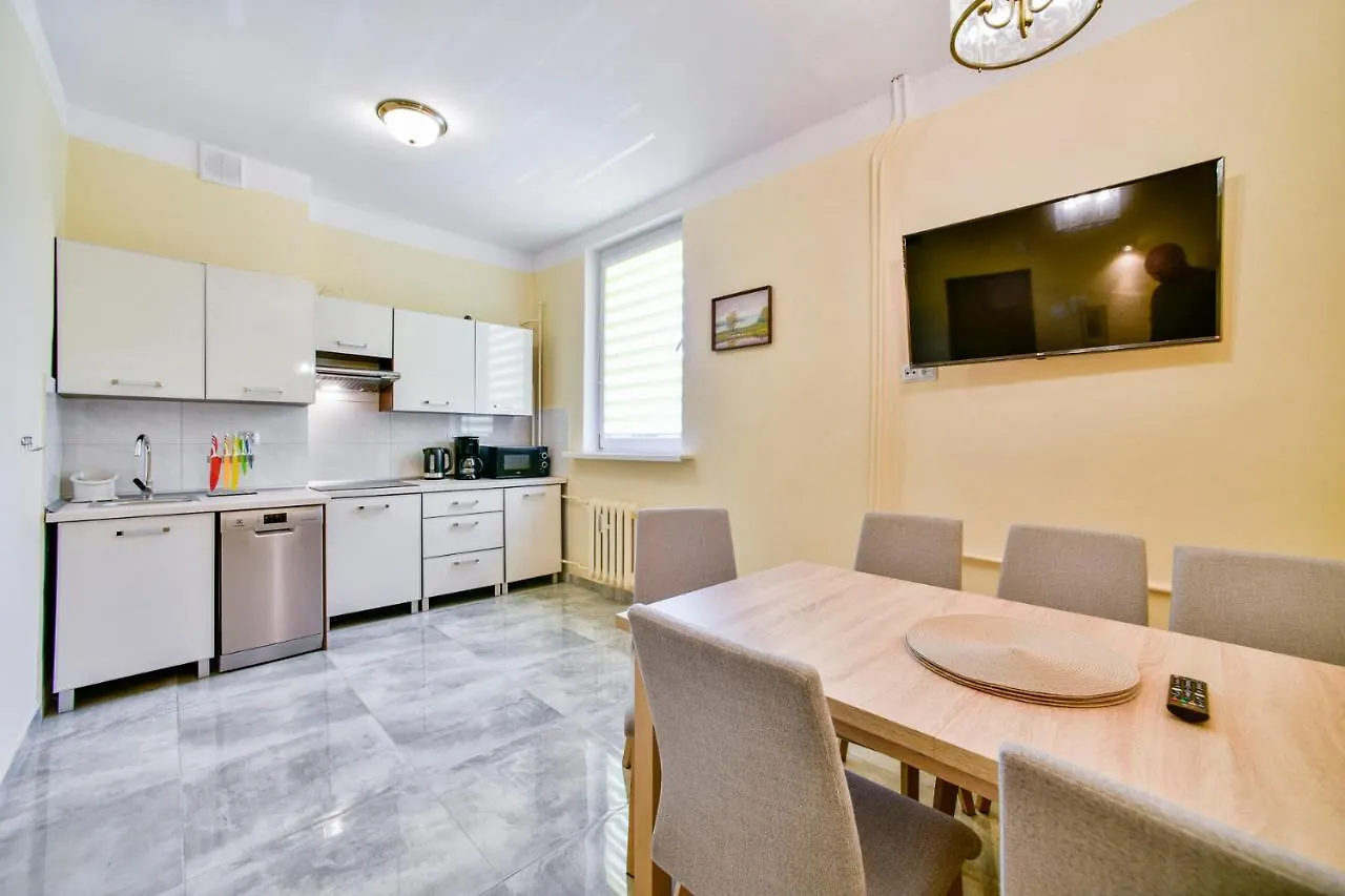 Daire Apartament U Ewy W Kolobrzegu Podczele - 2 Sypialnie 50M2, Wifi I Darmowy Parking!
